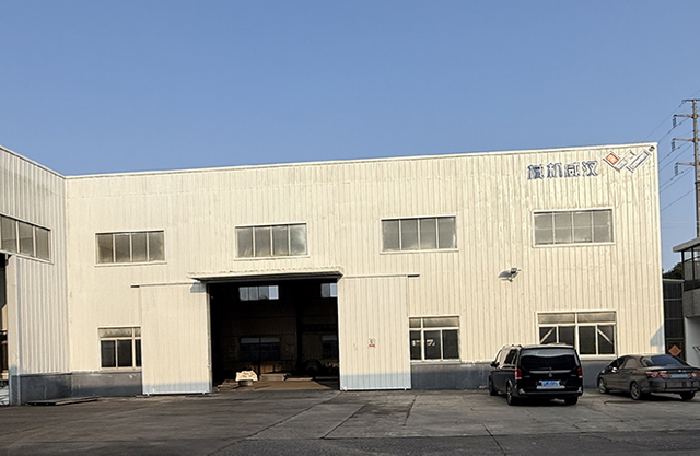 Fertilizer equipment factory building