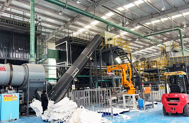 Extruders production line installation equipment